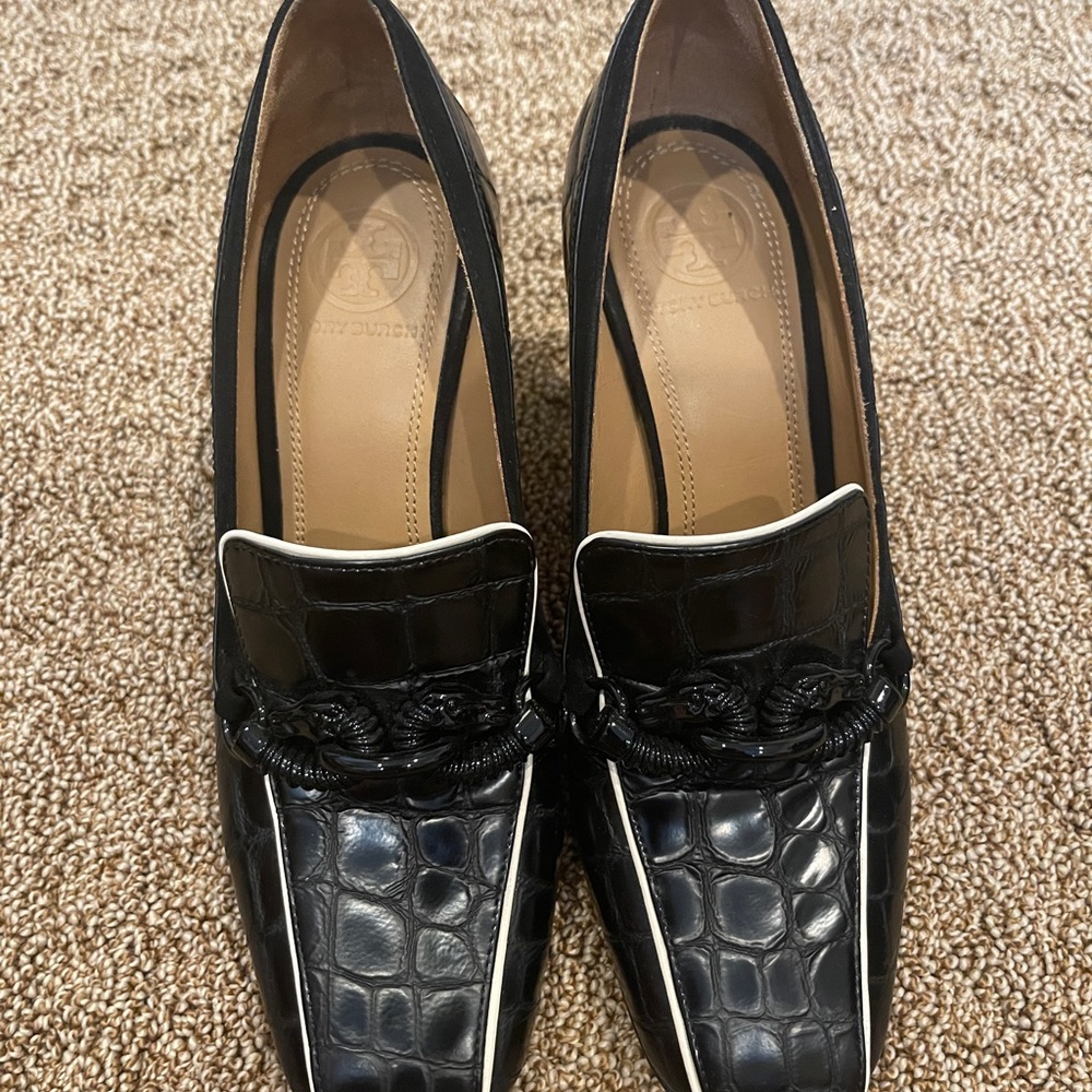 tory burch pumps size 6